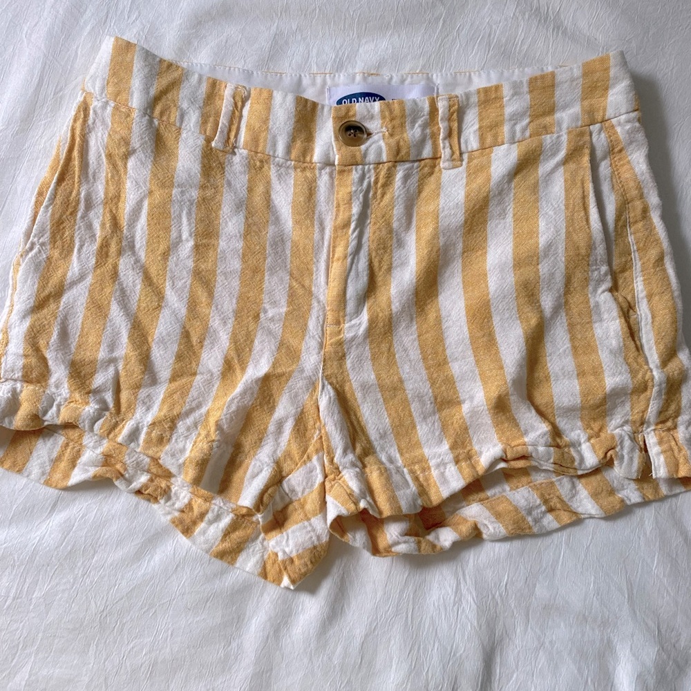 Old navy womens striped yellow shorts CLOSET CLEAR OUT